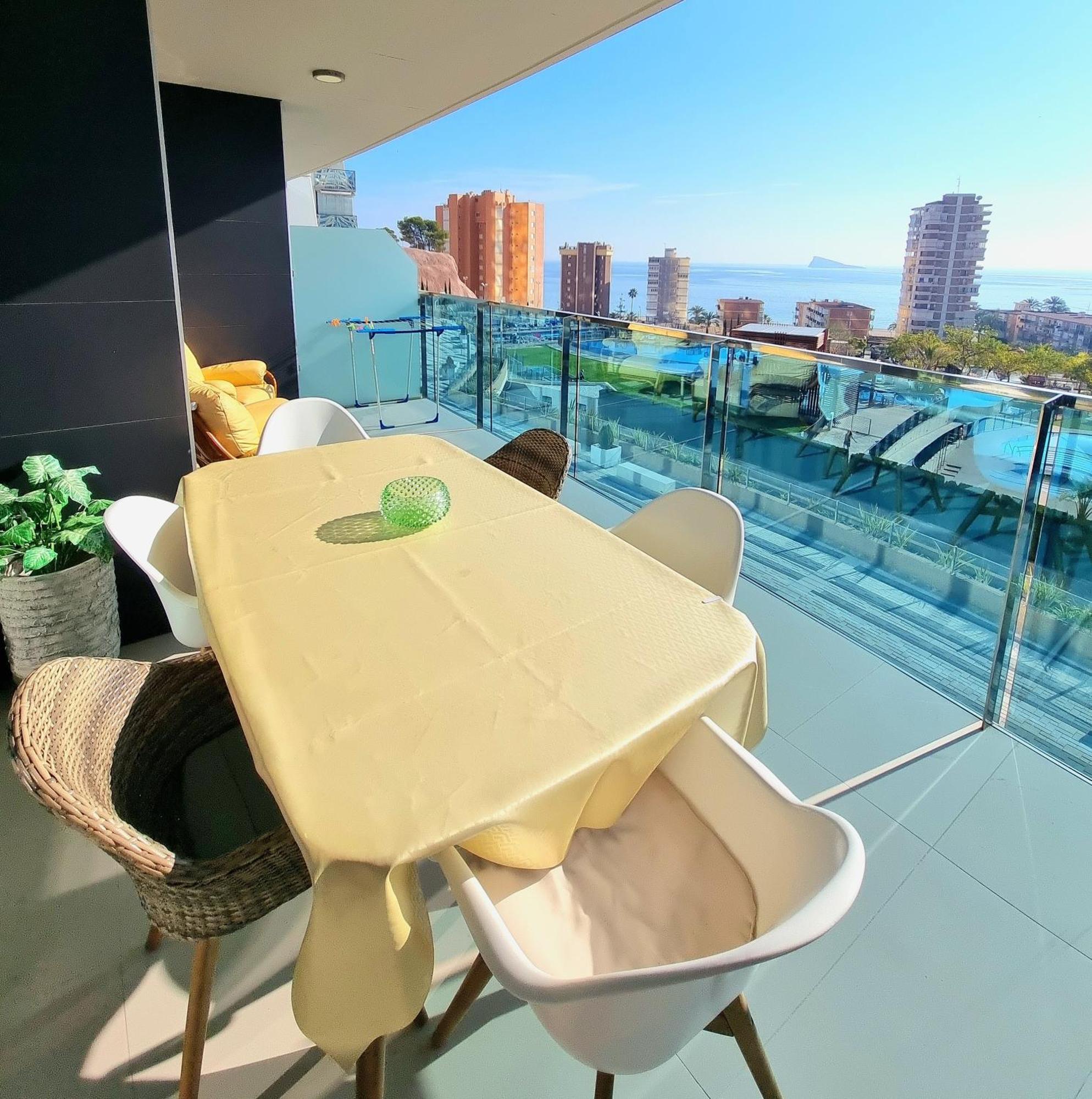 Sunset Drive Apartments Benidorm Luaran gambar