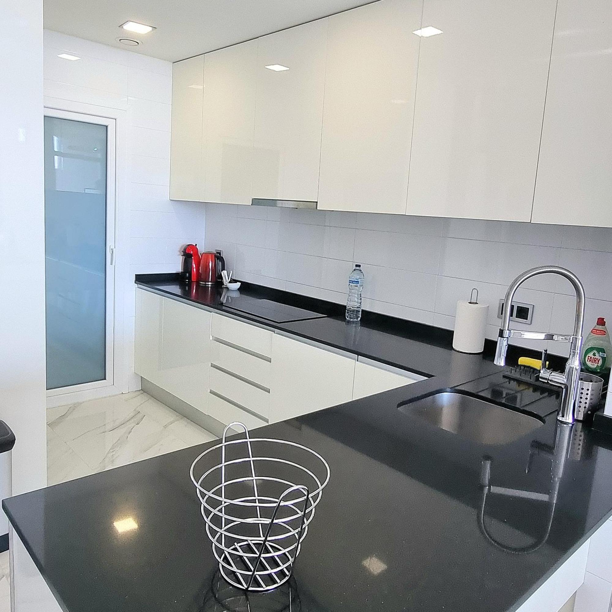 Sunset Drive Apartments Benidorm Luaran gambar