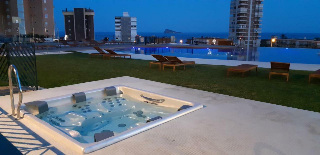 Sunset Drive Apartments Benidorm Luaran gambar